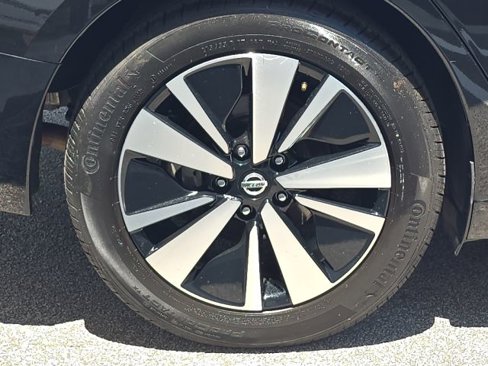 Used 2022 Nissan Altima 2.5 SV w/ SV Premium Package image 11