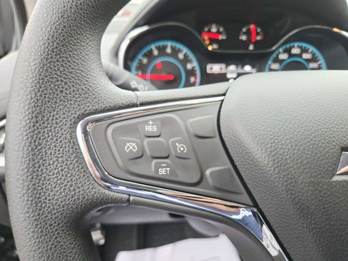 Used 2017 Chevrolet Cruze LT w/ Convenience Package image 21