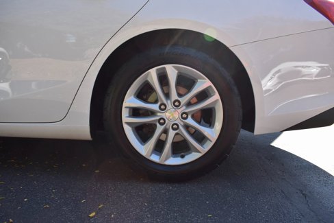 Used 2017 Chevrolet Malibu LT image 13
