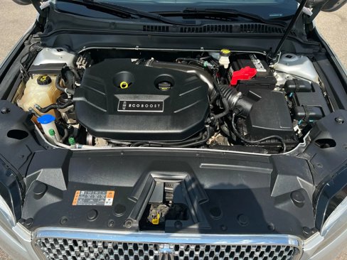 Used 2017 Lincoln MKZ Reserve image 27