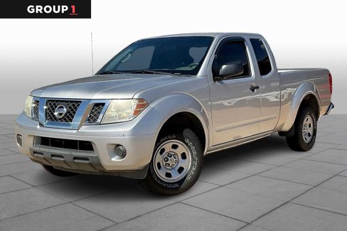 Used 2015 Nissan Frontier S image 1