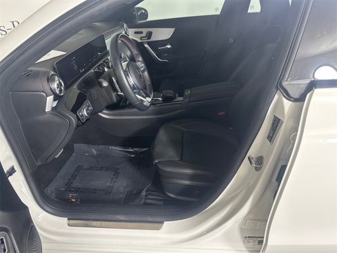 Certified 2023 Mercedes-Benz CLA 250 image 9
