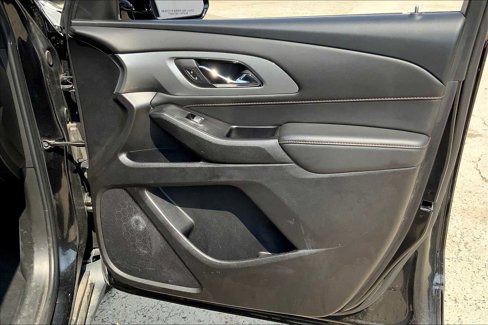 Used 2020 Chevrolet Traverse LS image 19
