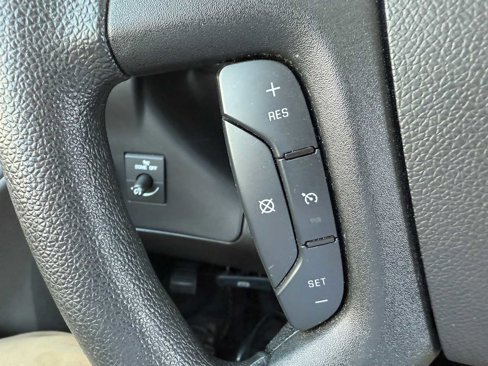 Used 2023 GMC Savana 2500 w/ Driver Convenience Package image 32
