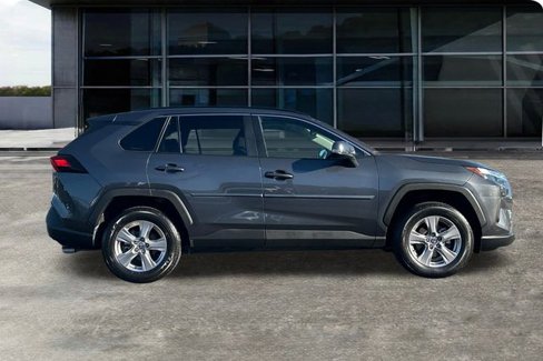 Certified 2022 Toyota RAV4 XLE image 3