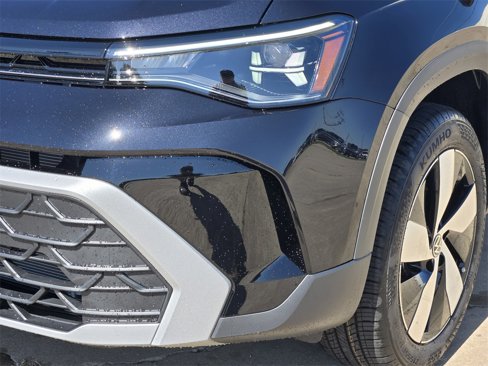 New 2025 Volkswagen Taos S image 6