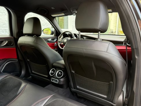 Used 2021 Alfa Romeo Giulia Quadrifoglio image 37