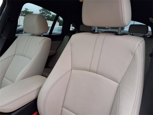 Used 2018 BMW X4 M40i image 7