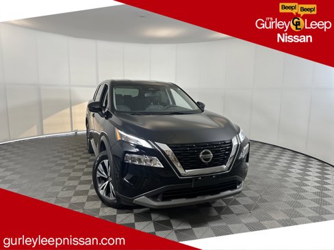 Used 2021 Nissan Rogue SV image 1