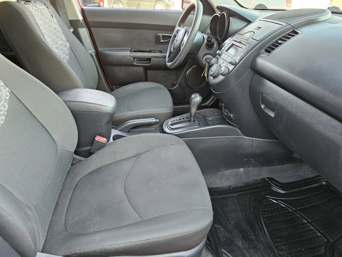 Used 2012 Kia Soul ! w/ Premium Pkg image 14