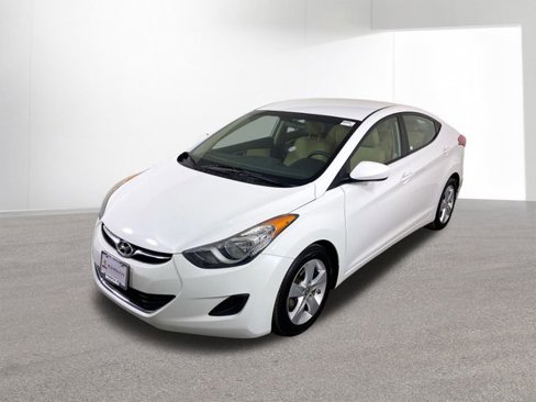 Used 2013 Hyundai Elantra GLS image 23
