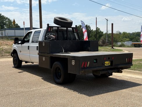 Used 2011 Ford F350 4x4 Crew Cab DRW Super Duty image 6