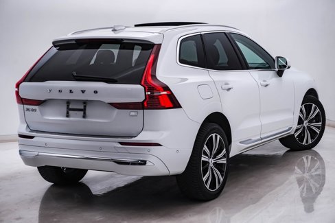 Used 2022 Volvo XC60 T8 Inscription w/ Advanced Package image 10