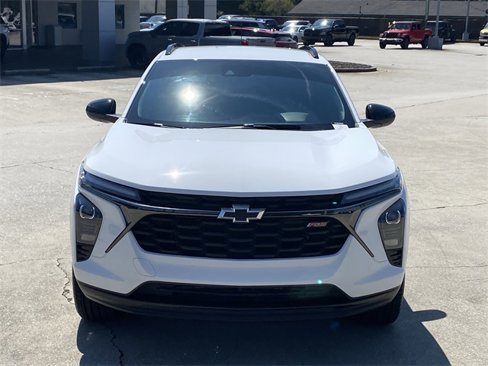 Used 2024 Chevrolet Trax RS w/ Driver Confidence Package image 9