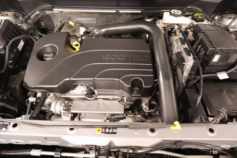 Used 2024 Chevrolet Equinox LS w/ LS Convenience Package image 18