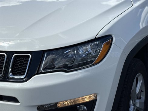 Used 2019 Jeep Compass Latitude w/ Popular Equipment Group image 9