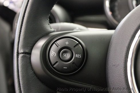 Used 2015 MINI Cooper 4-Door Hardtop image 23
