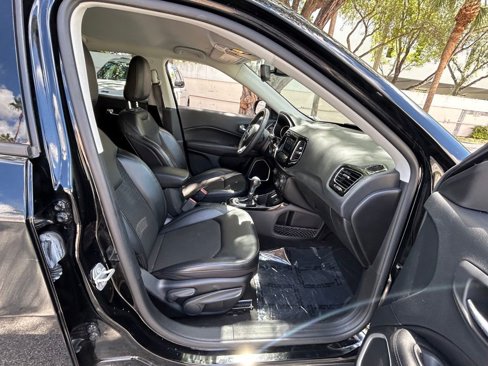 Used 2021 Jeep Compass Latitude image 17