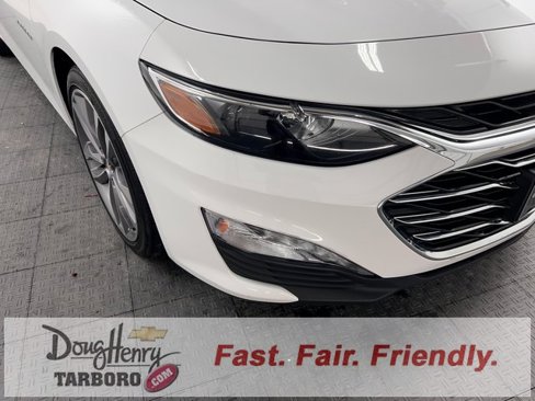 Used 2023 Chevrolet Malibu LT w/ Driver Confidence Package image 8