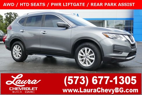 Used 2020 Nissan Rogue SV image 1