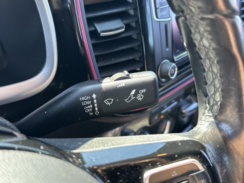 Used 2017 Volkswagen Beetle #PinkBeetle image 18