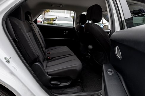 Used 2022 Hyundai Ioniq 5 SE image 31