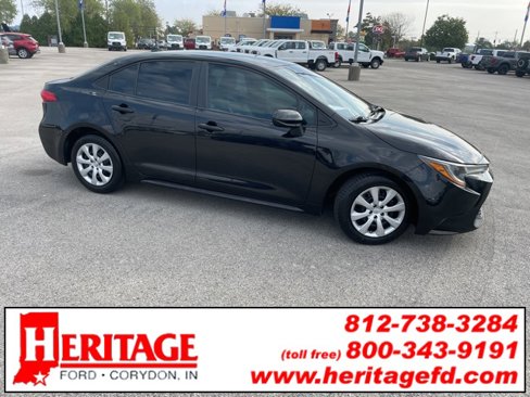 Used 2021 Toyota Corolla LE image 1