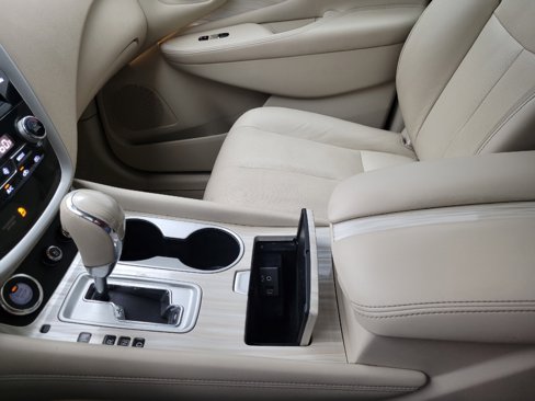 Used 2015 Nissan Murano Platinum w/ Cargo Package w/Cover image 26