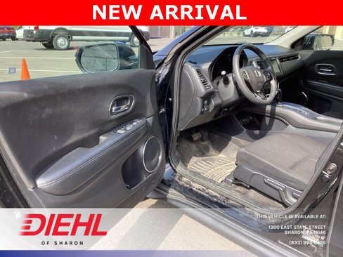 Used 2018 Honda HR-V EX image 9