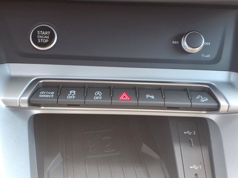New 2025 Audi Q3 2.0T Premium image 21