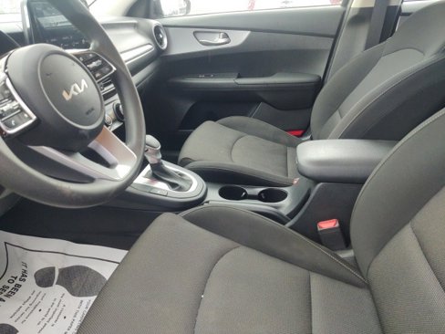 Used 2023 Kia Forte LXS image 10