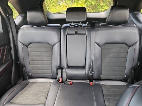 Used 2022 Ford Edge ST-Line image 18