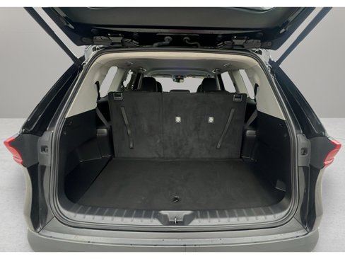 Used 2024 Toyota Grand Highlander XLE image 16