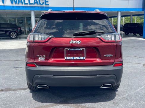 Used 2020 Jeep Cherokee Latitude w/ Cold Weather Group image 6