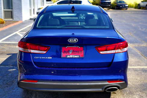 Used 2017 Kia Optima LX image 14