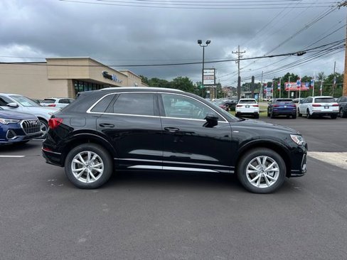 New 2025 Audi Q3 2.0T Premium image 2