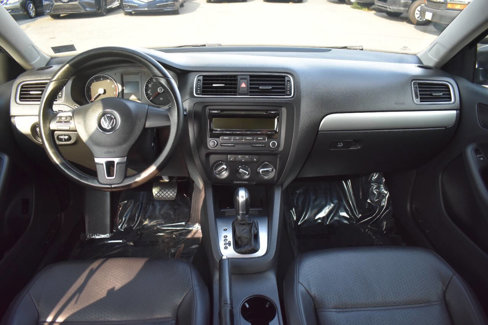 Used 2014 Volkswagen Jetta SE image 42