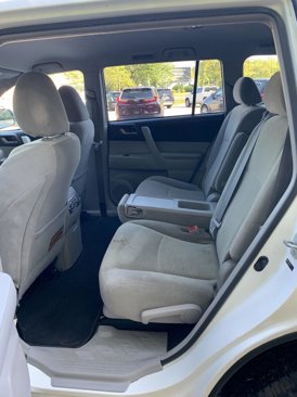 Used 2012 Toyota Highlander 4WD image 23