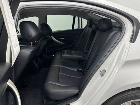 Used 2015 BMW 320i Sedan image 20
