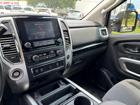 Used 2023 Nissan Titan SV w/ SV Utility Package image 14