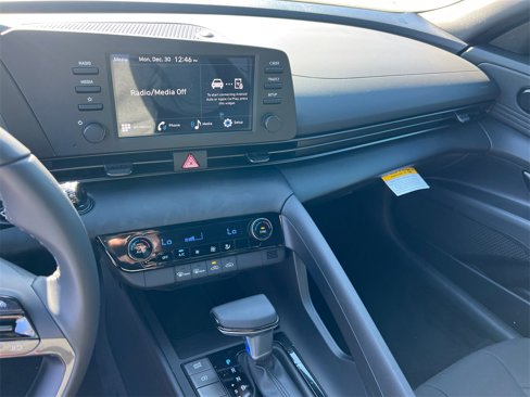 New 2025 Hyundai Elantra Sport w/ Cargo Package image 19