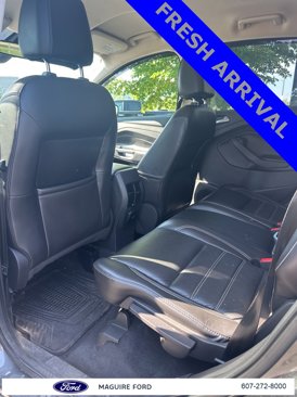 Used 2017 Ford Escape Titanium image 11