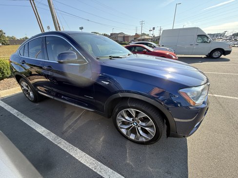 Used 2018 BMW X4 xDrive28i image 2