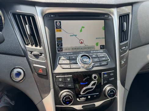 Used 2012 Hyundai Sonata Limited w/ Ultimate Pkg image 12
