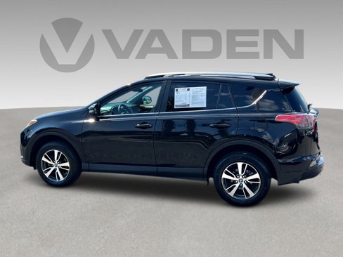 Used 2018 Toyota RAV4 XLE w/ Plus Extra Value Package image 26