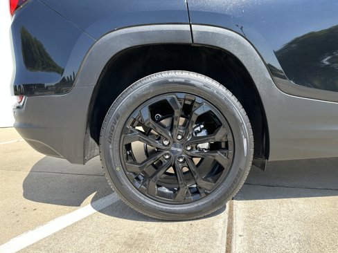 Used 2021 GMC Terrain SLE w/ Driver Convenience Package image 7