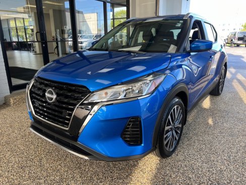 Used 2023 Nissan Kicks SV image 5