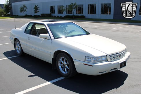 Used 2002 Cadillac Eldorado Collector's Edition image 7