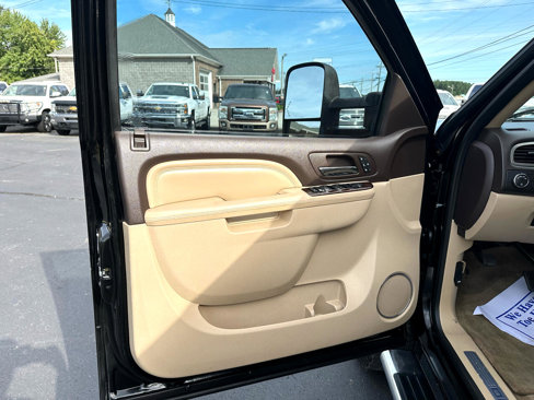 Used 2013 GMC Sierra 2500 Denali w/ Suspension Package, Off-Road image 10