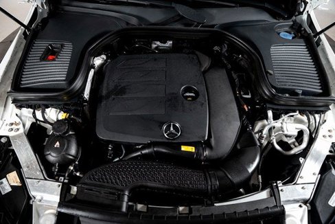 Used 2022 Mercedes-Benz GLC 300 4MATIC w/ Premium Package Lite image 10